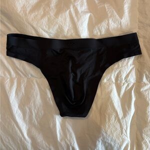 AsWeMove Black Seamless Thong